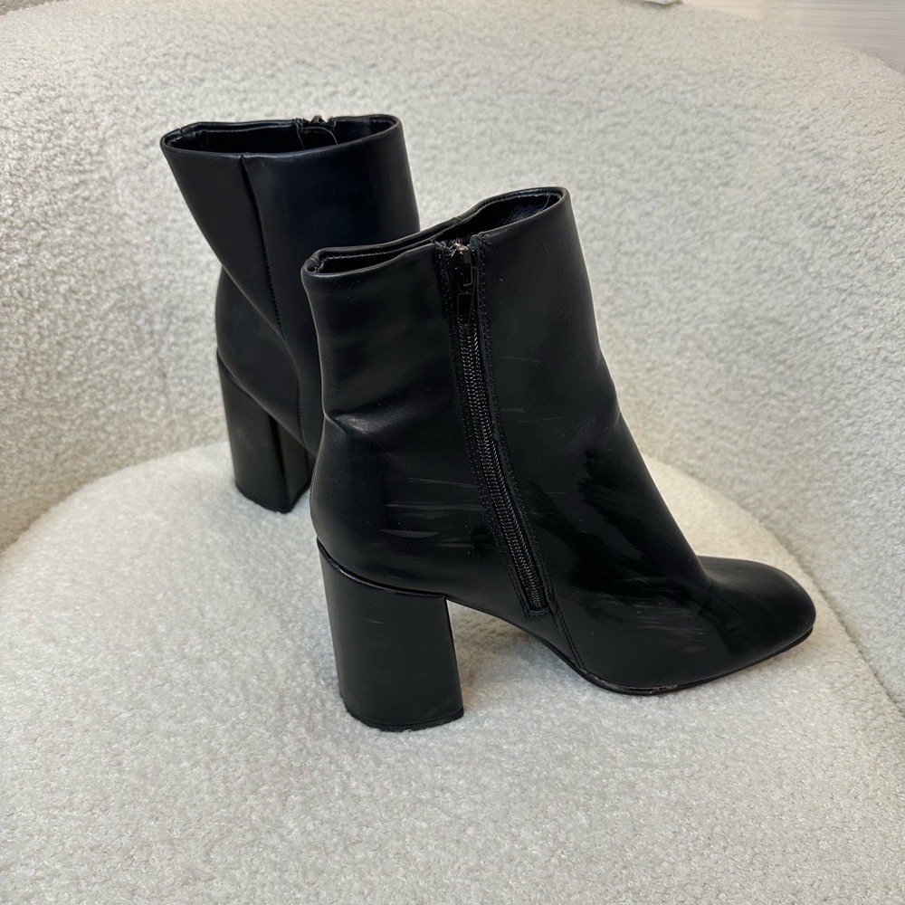 Steve Madden (Madden girl) booties